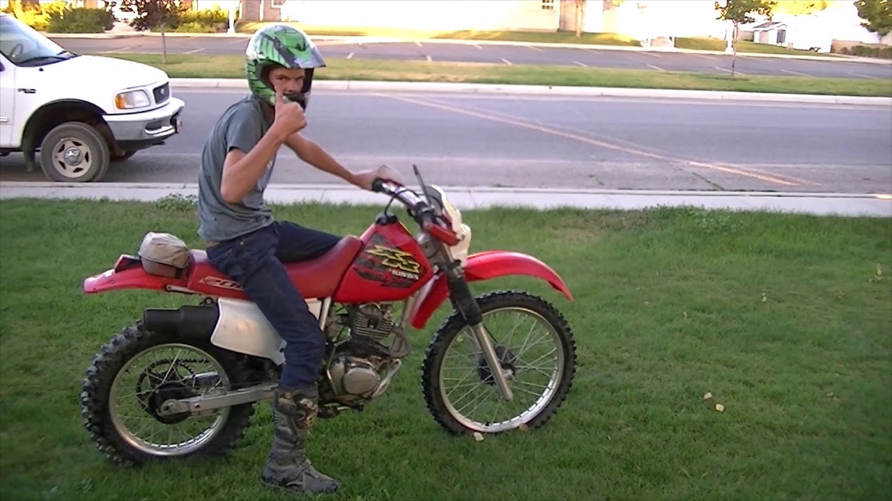 2000 Xr200R Walk around and Start up