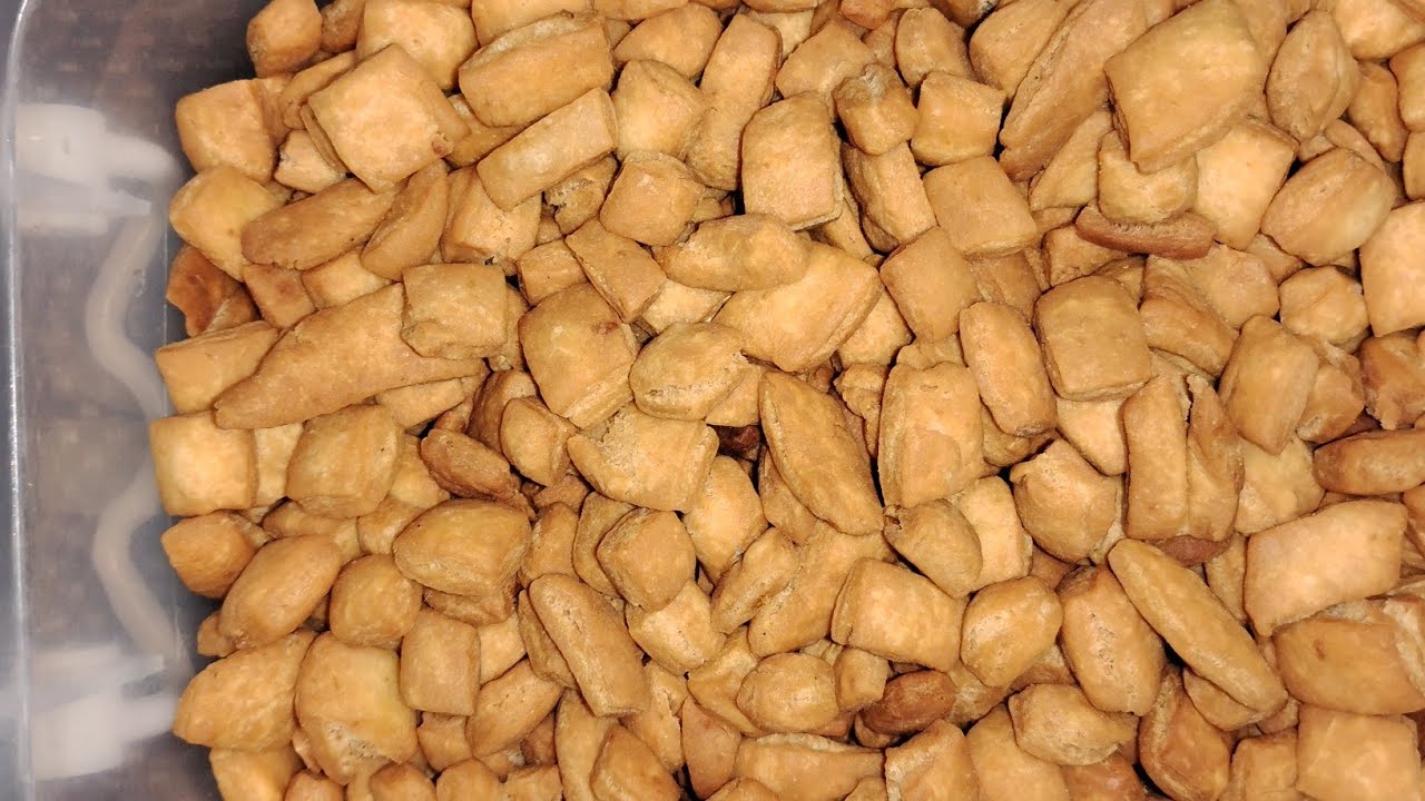 Crunch daddies / crunch Chin Chin#ugandan snacks
