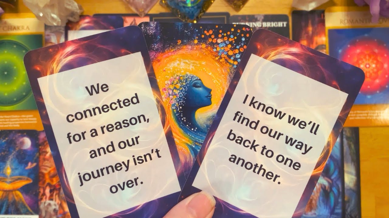SOMEONE IS COMING BACK TO REUNITE WITH YOU 🔥 (TWIN FLAME SOULMATE)❤️‍🔥 LOVE TAROT READING