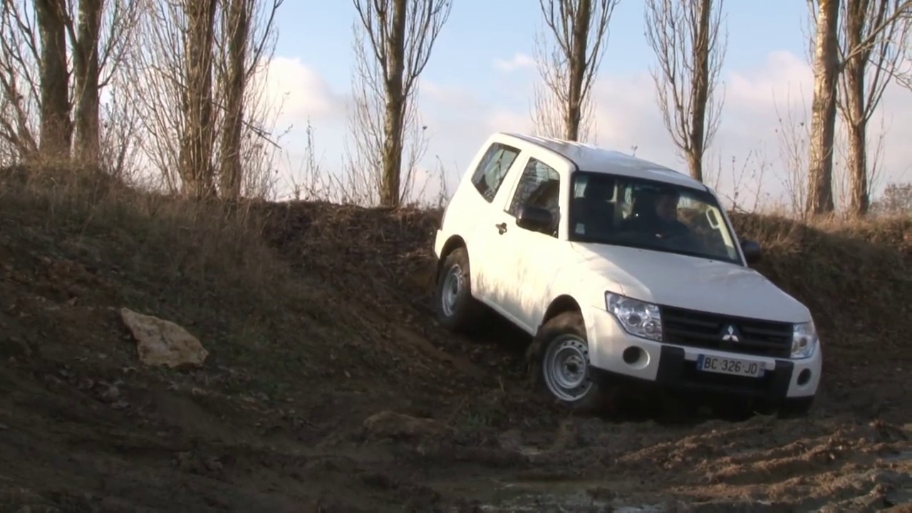 Mitsubishi Pajero 3.2 DI-D Inform 3p