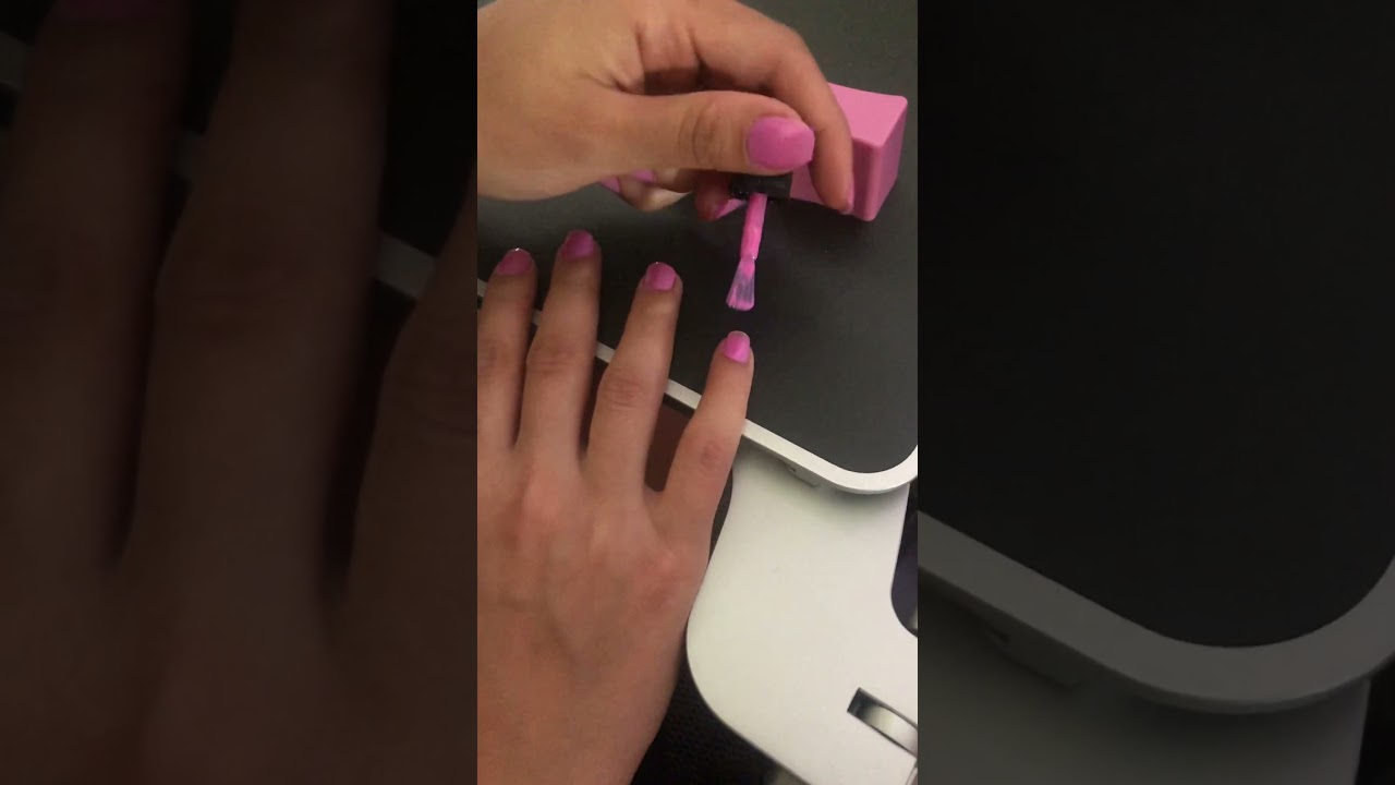 Nails Inc Pink Nail polish review #nailpolish #onwednesdayswewearpink #nailsinc #productreview