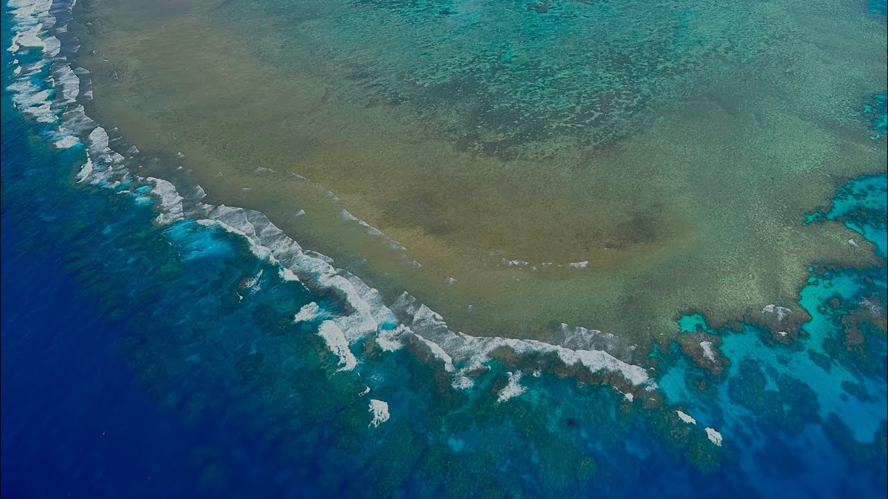 Great Barrier Reef Scenic Flight at Cairns, Queensland, Australia