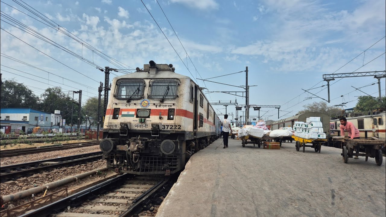 Journey In 12286 Nizamuddin Secunderabad Duronto Express In 2ac Part 1