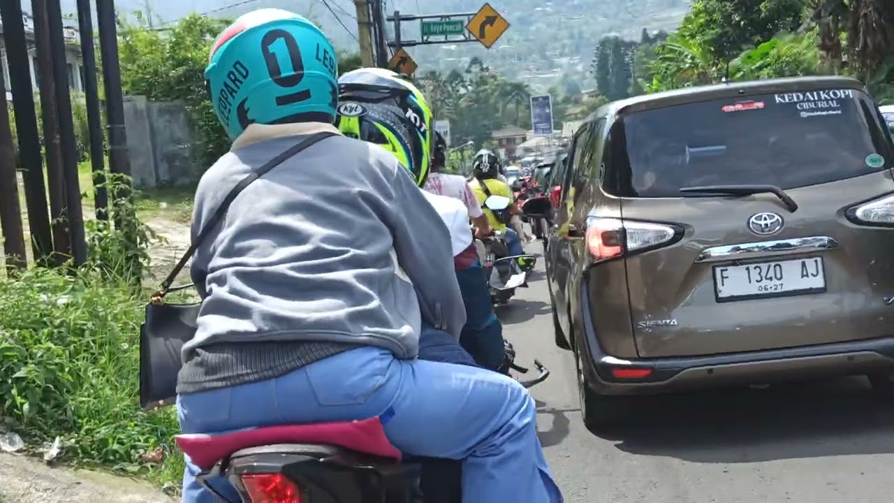 melibas macet dan tanjakan menuju puncak pas #bogor-cianjur