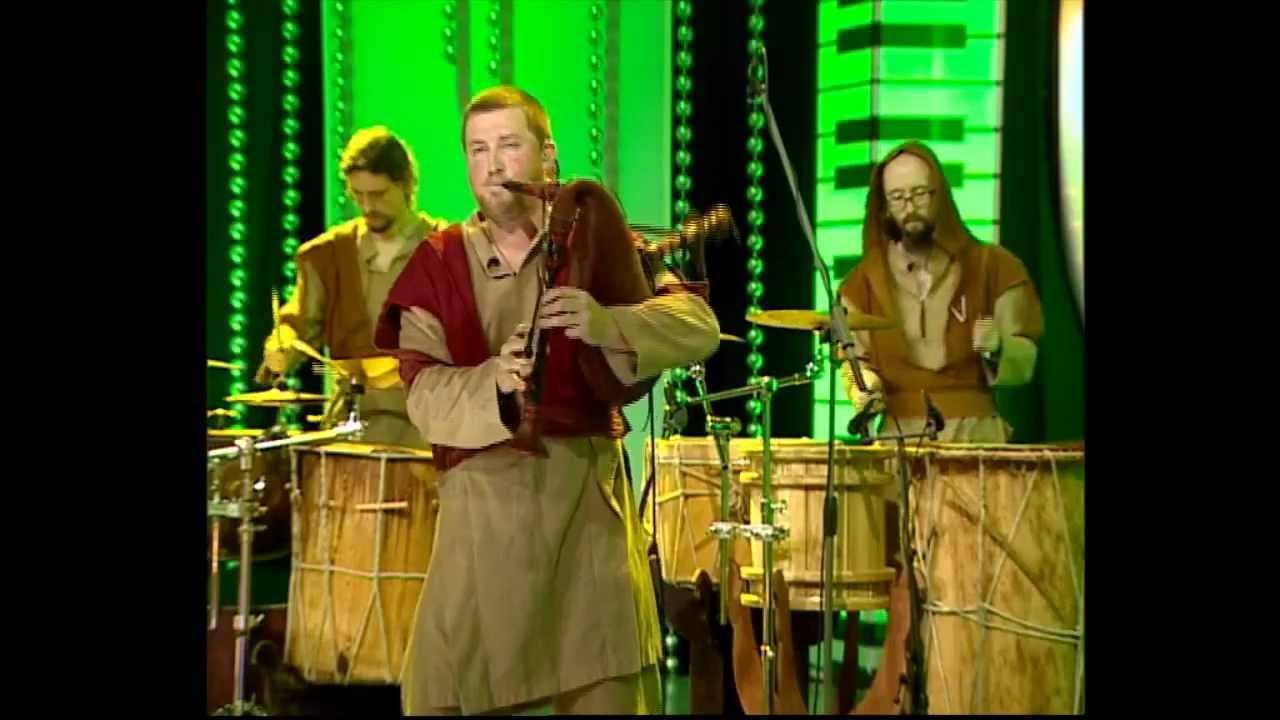 Auļi - Dieva Dēli (Live @ LNT Dziedo&scaron;ās ģimenes) 18.11.2012 Auli - Dieva Deli