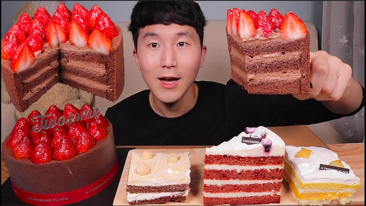 [ASMR] 딸기 디저트 자~드가자~!!🍓투썸 딸기 초콜릿 생크림 케이크🍓 & 조각케이크 먹방 (Strawberry Chocolate Cake, Slice Cake)#MUKBANG