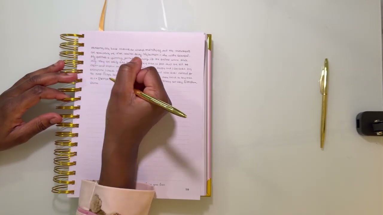 Do this 5 minute practice before bed to attract miracles in all areas of your life | Day 35