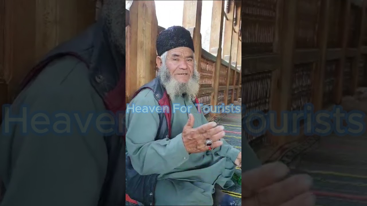 #travel #vlog #hunzavalley #mountain Chakchan Mosque
