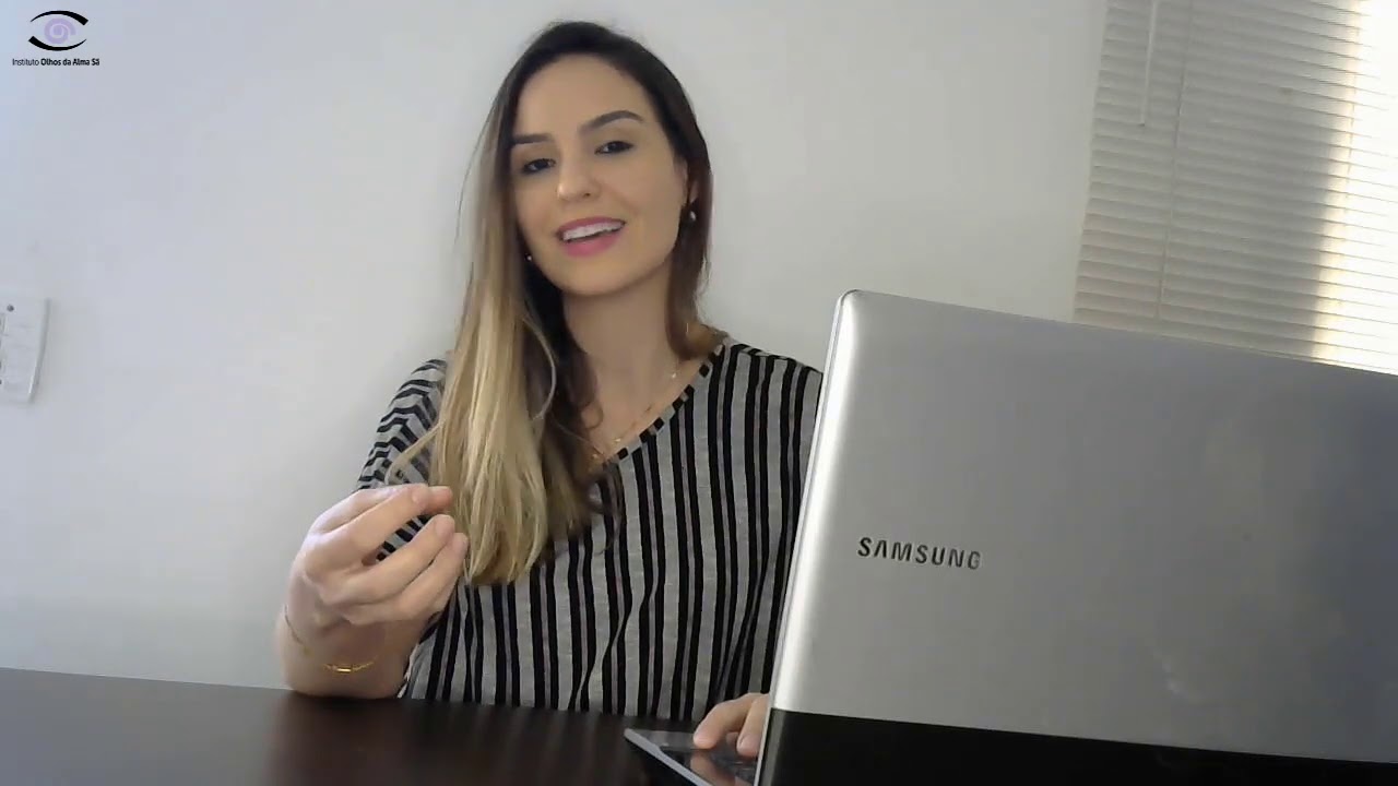 Intervenção em crise com a professora Caroline Domene.