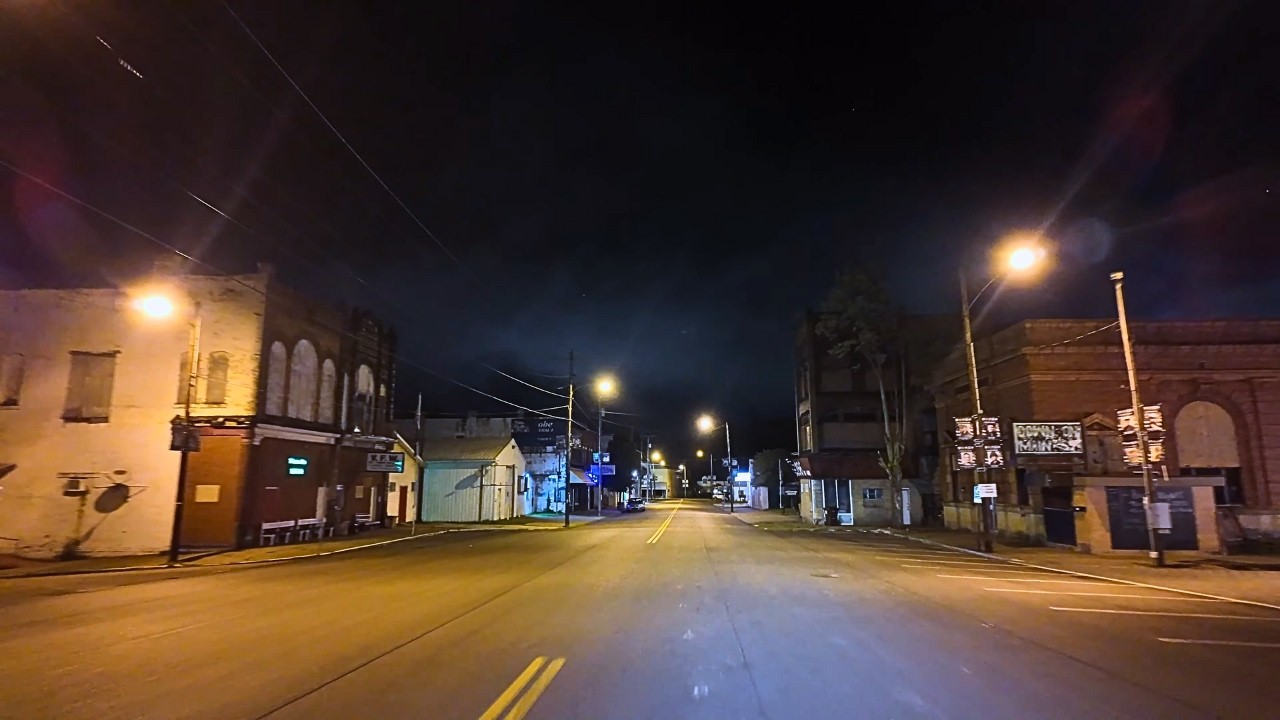 Wellsville, Ohio Late Night Time Drive Through