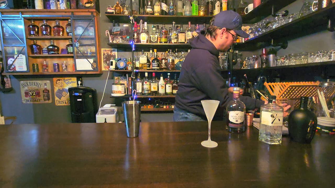 Bloody tear from My Bride is a Mermaid (Anime)                         #cocktails #homebartender
