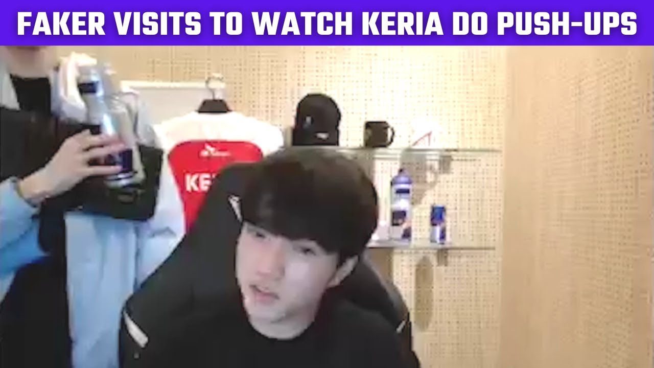 Faker visits to watch Keria do push ups | T1 Stream Moments