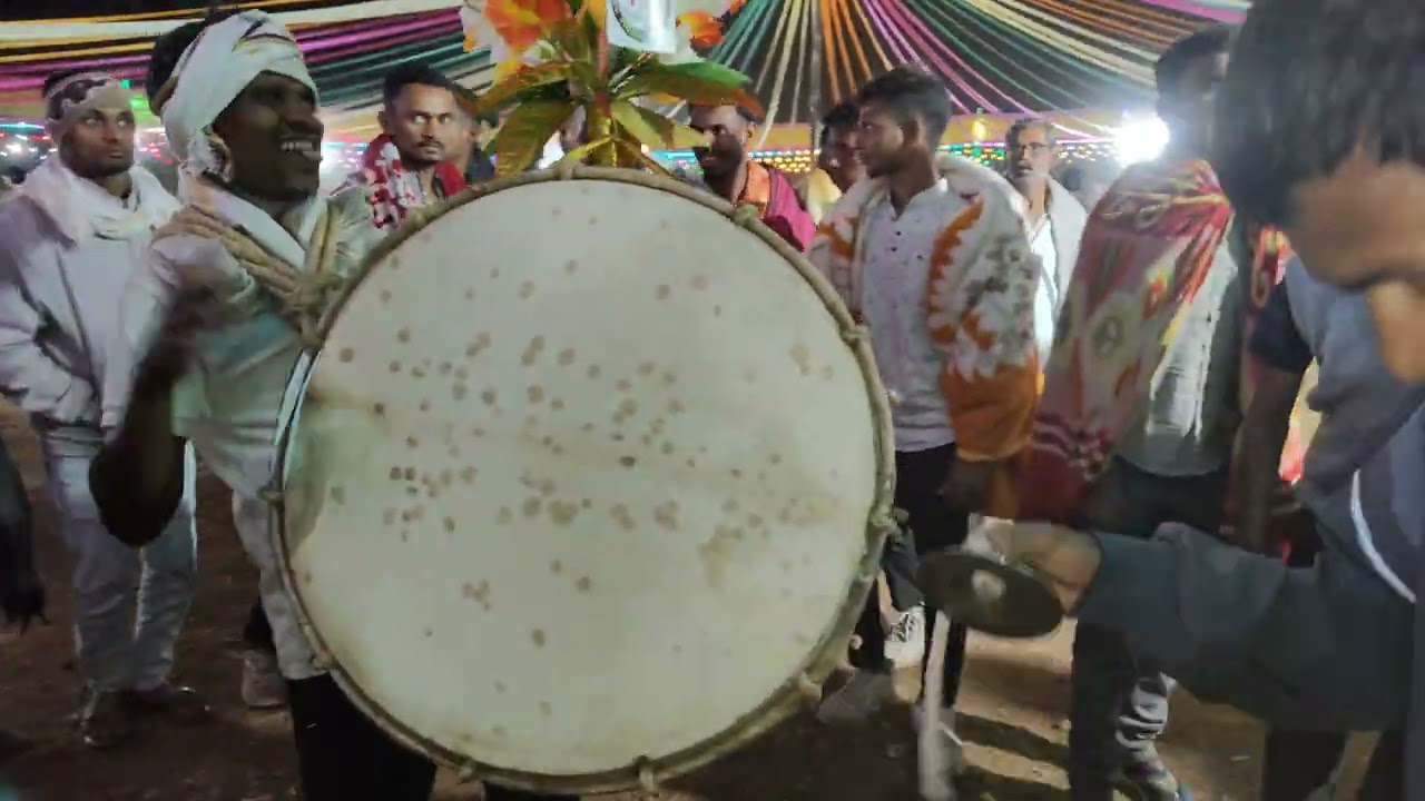 रोषमाळ राजवाडी होळी 2025 मध्ये सात नंबरच बक्षीस भरत पाडवी माकडकुंड (ओटवीपाडा) यांना देण्यात आलं