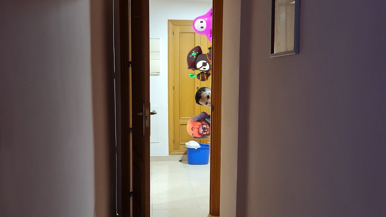 TÍOS ME AGARRAN Y ME ENFADO
