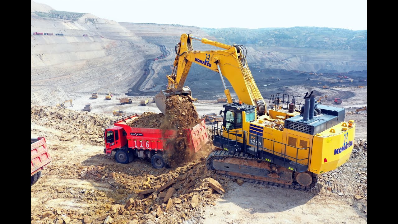 The Story of Komatsu PC1250 and PC650 Excavators Digging in Chinese Open Pit Coal Mines