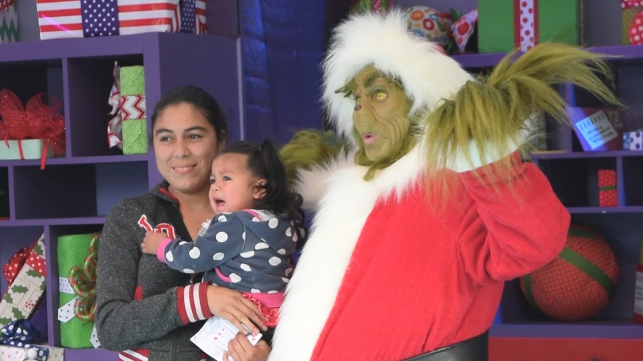 Meet the Grinch at Grinchmas 2015, Universal Studios Hollywood
