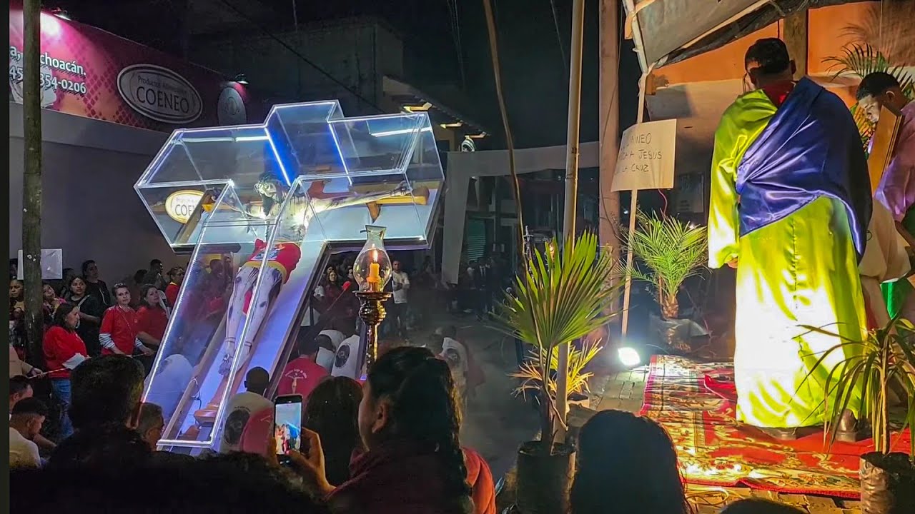 Procesión con la imagen del Señor la Preciosa Sangre de Cristo Quiroga Mich 2024
