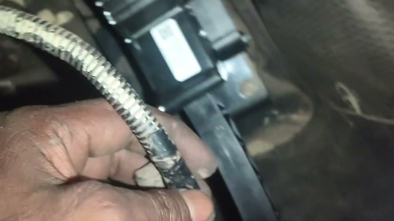 TATA BS4 accelerator chhodana. late pickup