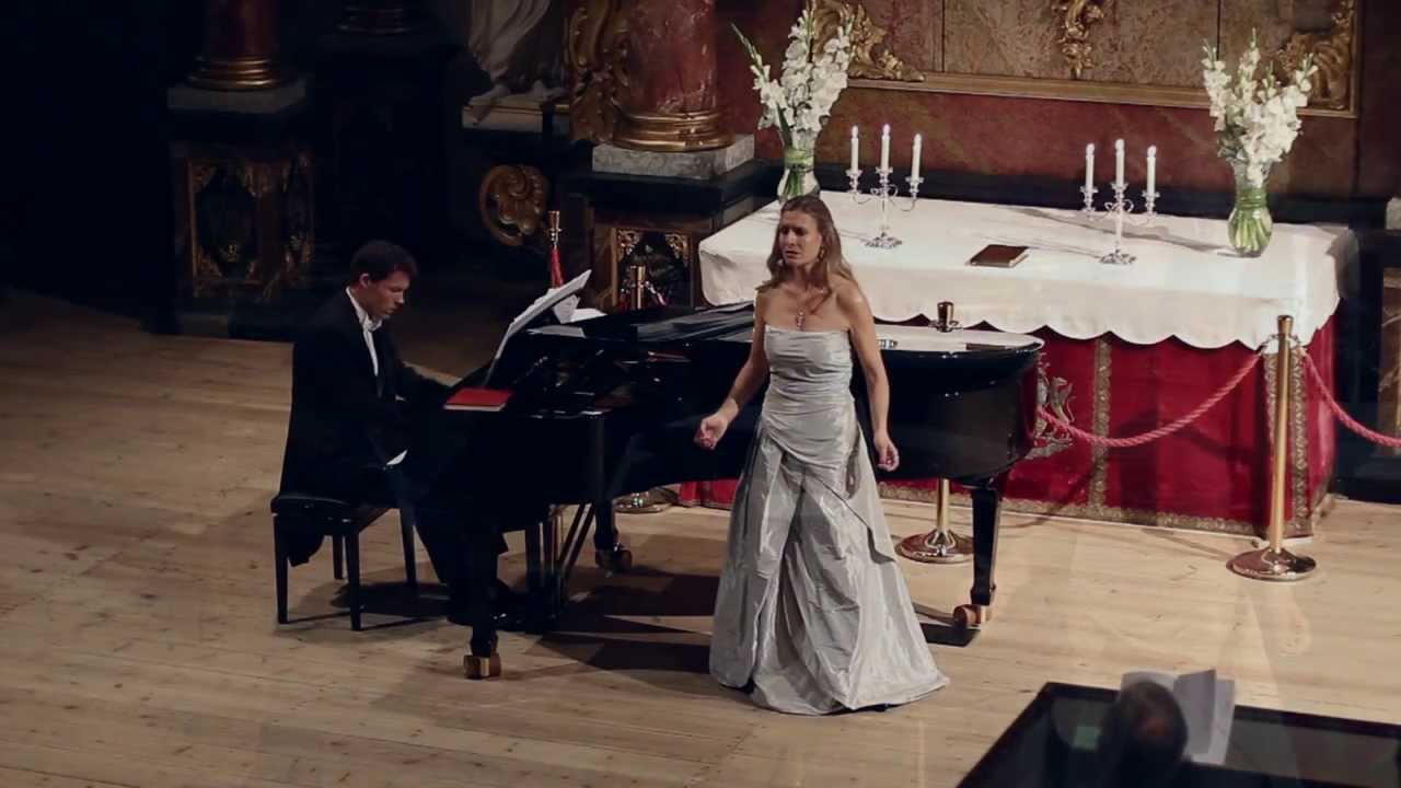 Francis Poulenc: Mon cadavre est doux comme un gant ( A-C Schlüter / T. Aydintan)
