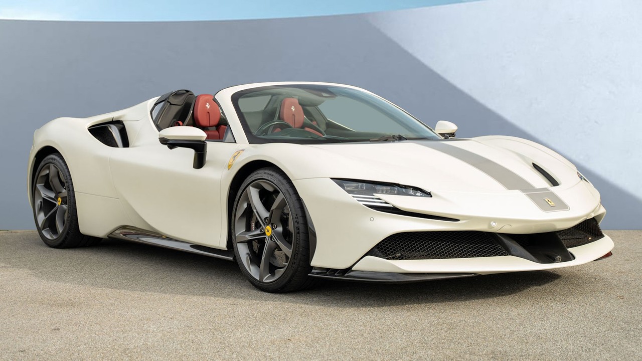 2023 Ferrari SF90 Spider