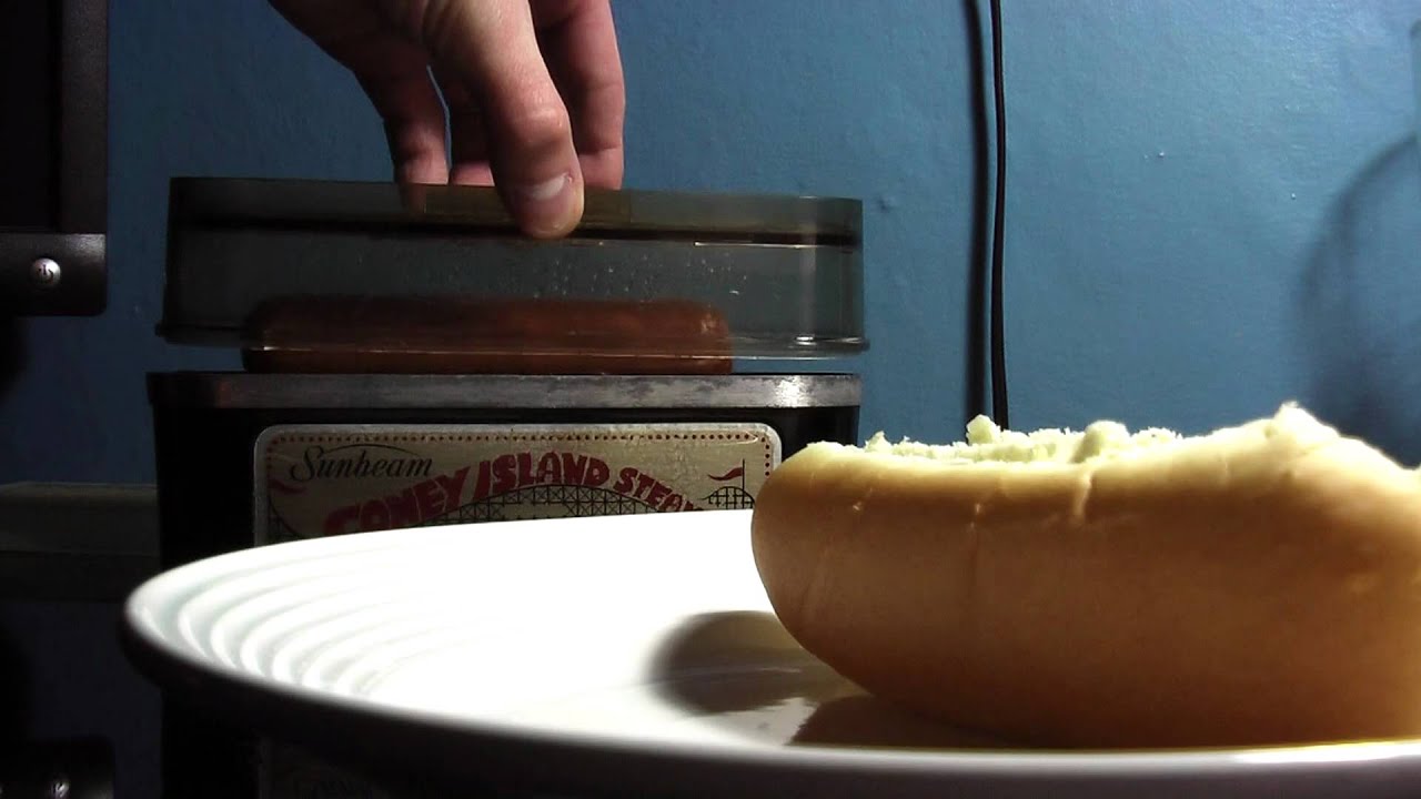 Coney Island Steamer: FRANK 'N BUN