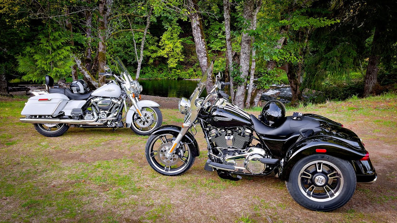 He & She Milwaukee-Eights!! • Her New FLRT Freewheeler! | MotoVlog 327