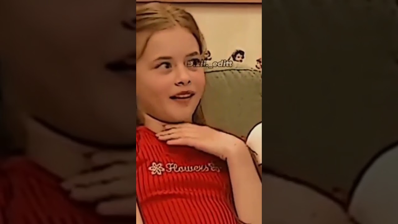 selena daki selini k&uuml;&ccedil;&uuml;kl&uuml;ğ&uuml; &ccedil;ok minnoş ya #selena #selin #leyla #nazlı