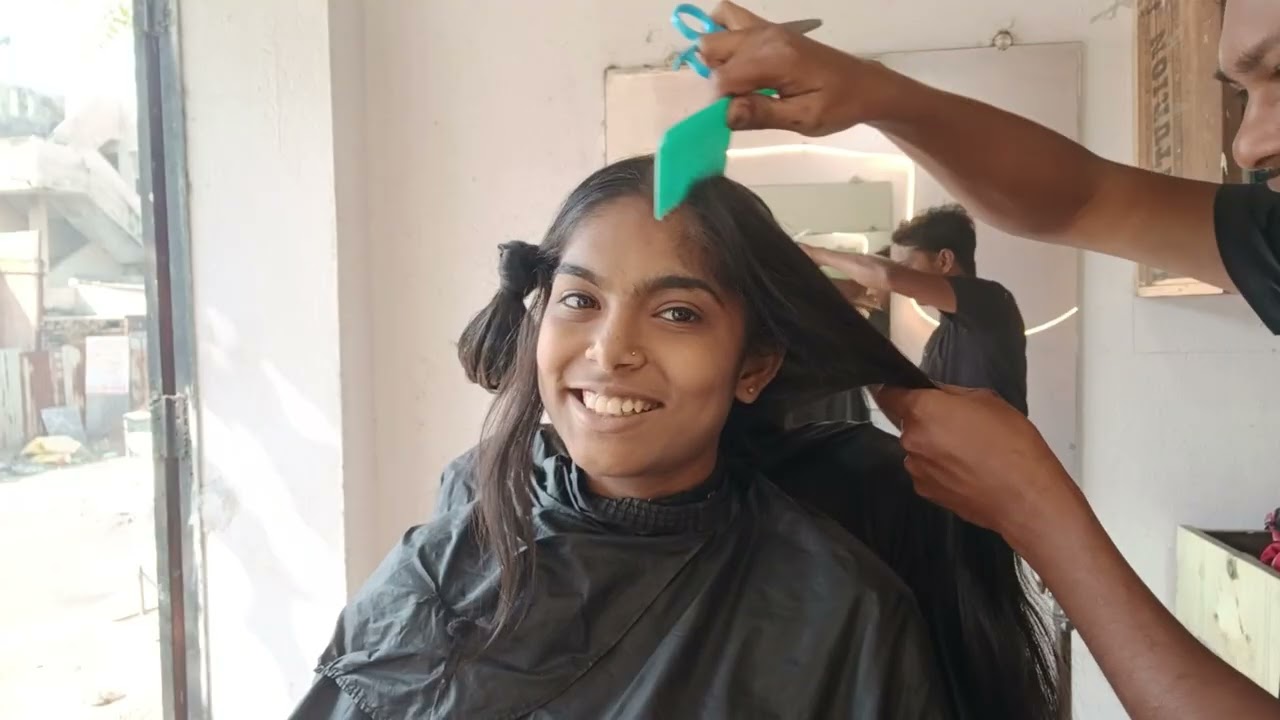 Indian school girl long layers hair to sort hair cut 💇‍♀️ ✂️ 😅 