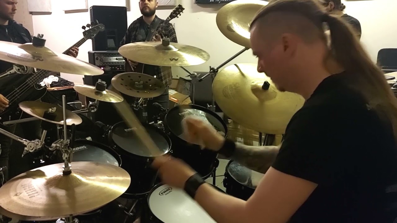 Sinmara - Úr Kaleik Martraða (drumcam/rehearsal)