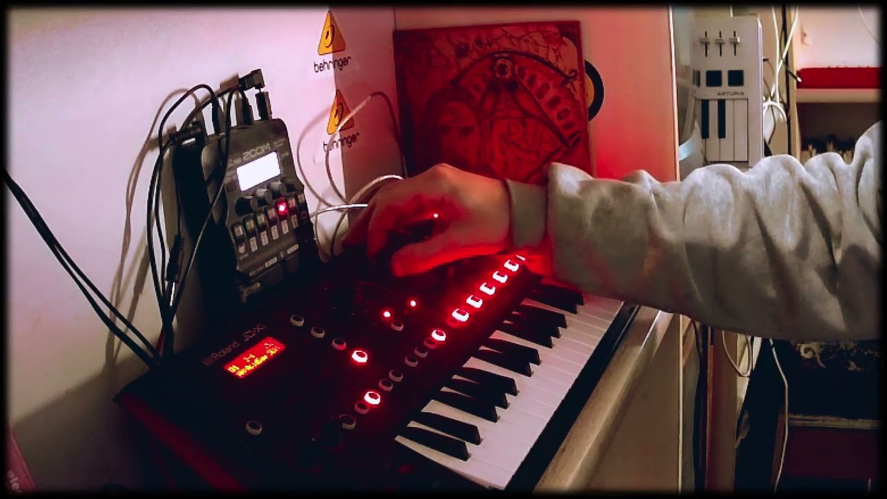 Roland JD-XI goes Eurobeat! Mo Do cover (ish).