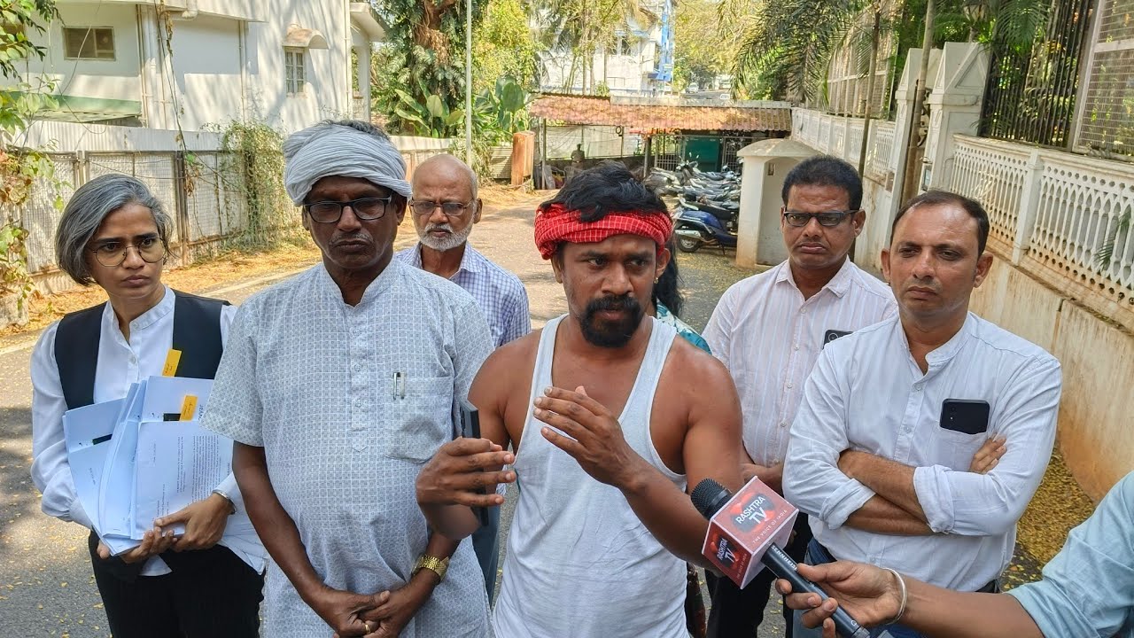 LIVE AFTER COMING OUT MEETING GOA CM DR PRAMOD SAWANT THE 5 MEMBER DELEGATION OF CHIMBELKARS