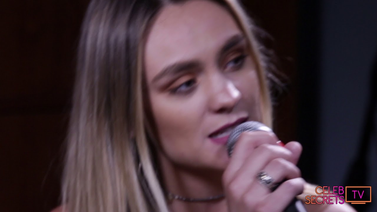 Jenny March | California Daze (Live) | Celeb Secrets
