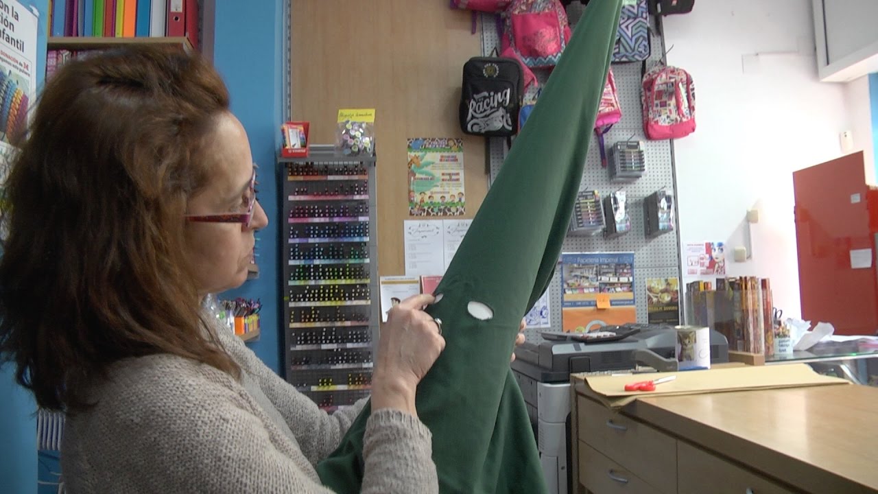 Capirotes: una estampa más de la Semana Santa