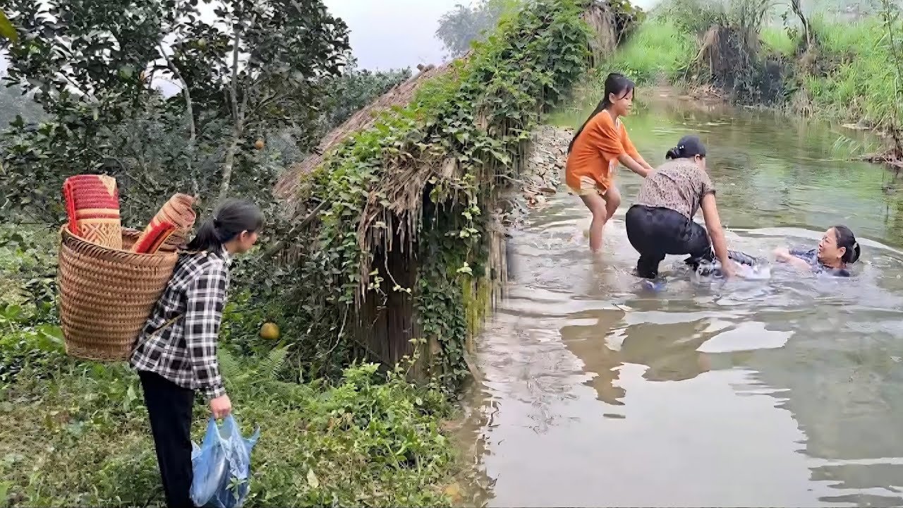 A single mother's 260-day challenge: building a bamboo house by the stream.