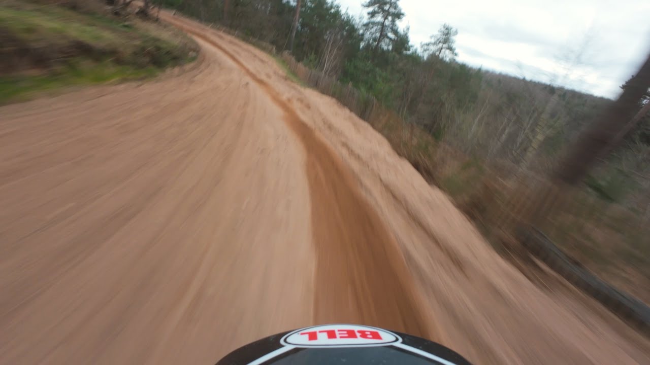 UN TERRAIN INCROYABLE!! 125cc//MX La Roche-en-Brenil