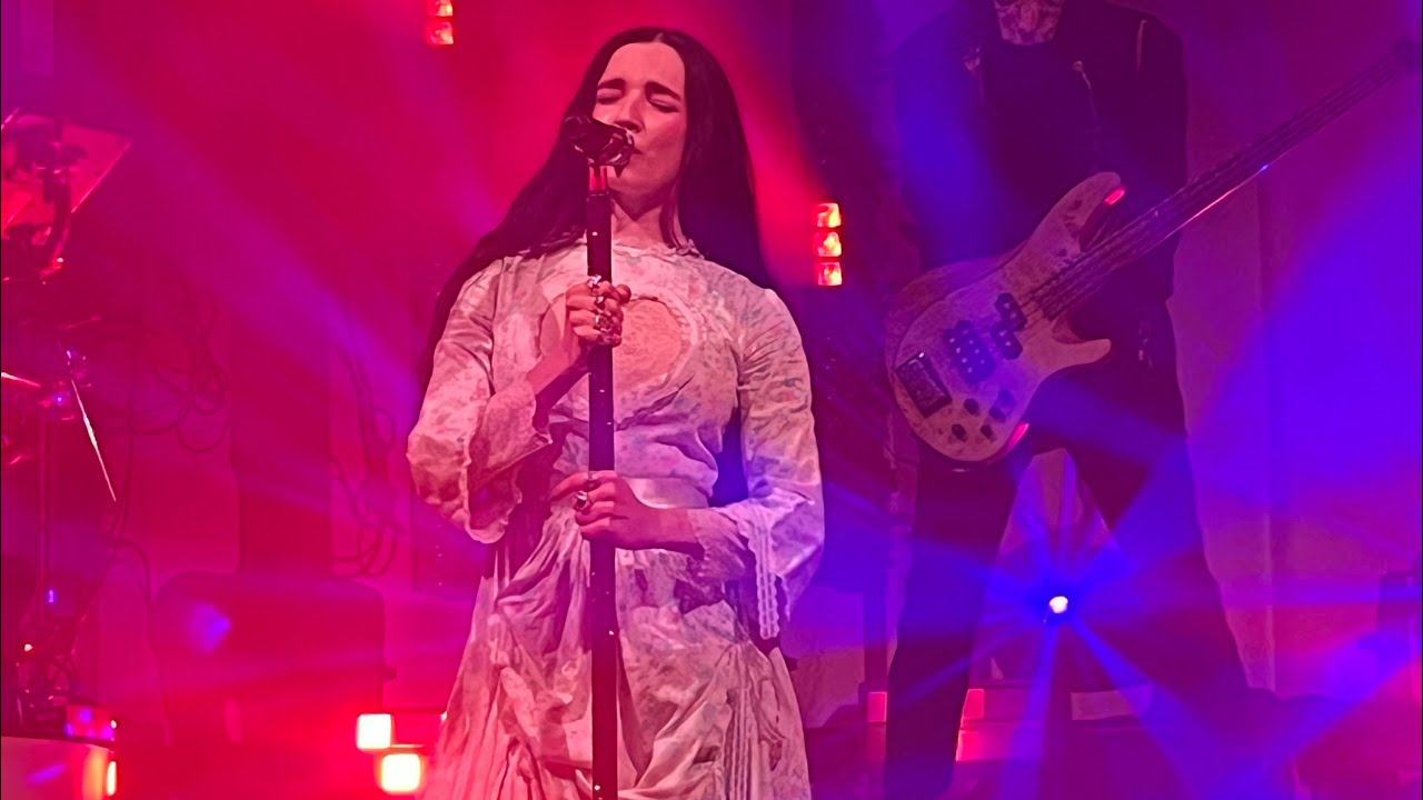 Poppy - Bruised Sky [NEW SONG] (Live from Raleigh, NC) 9/9/25