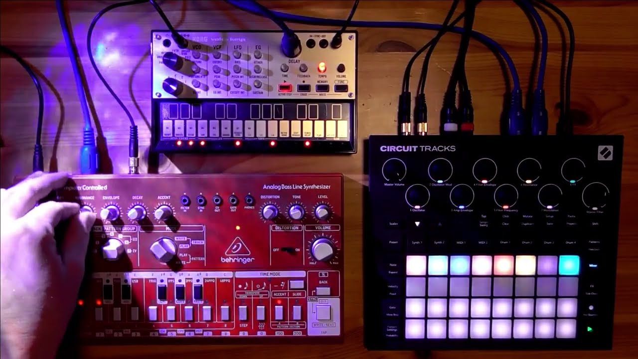 TD-3_Circuit Tracks_Volca Keys - Acid Synthwave Jam
