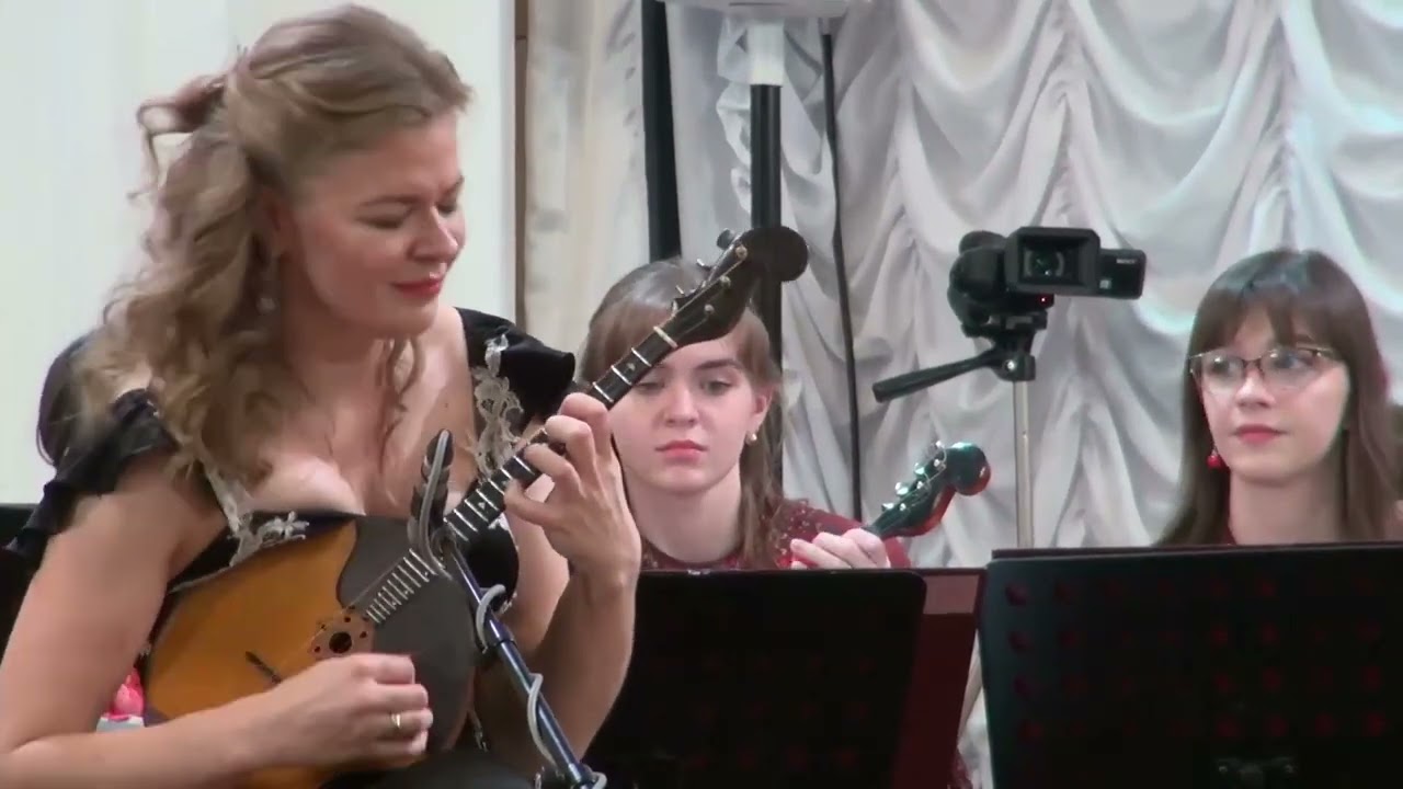 А. Цыганков Этно-фьюжн.  Е. Мочалова (домра). Дирижер В.Акулович