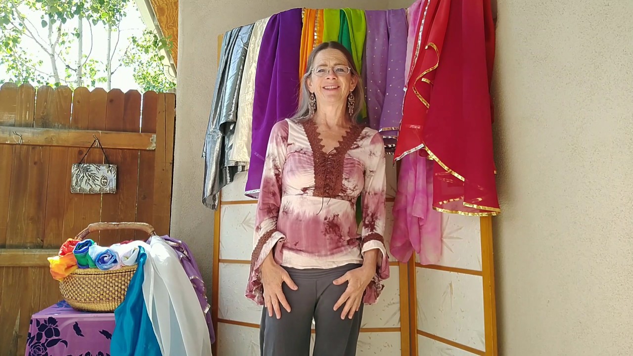 How to Choose a Belly Dance Veil