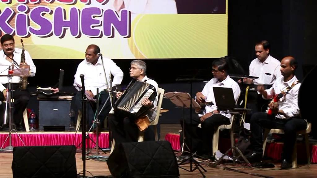 2015-04-17_Aji aisa mauka phir kahan milega_Instrument - Suraj Sathe (Accordion)