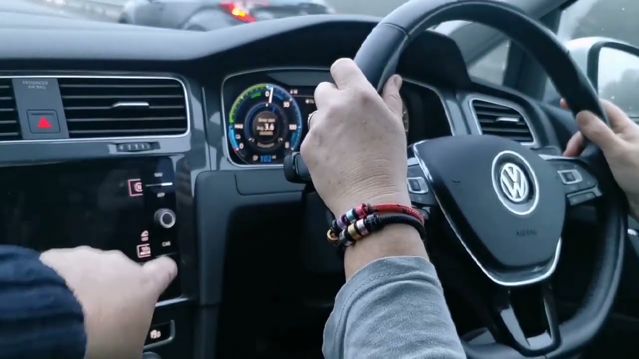 Обсуждение VW EGolf против Mini Cooper SE — Зимняя поездка, игры на дальние дистанции