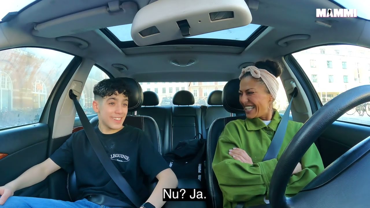 Den Lyserøde Taxi - Isso fra MGP ( S 14 Epi 200)