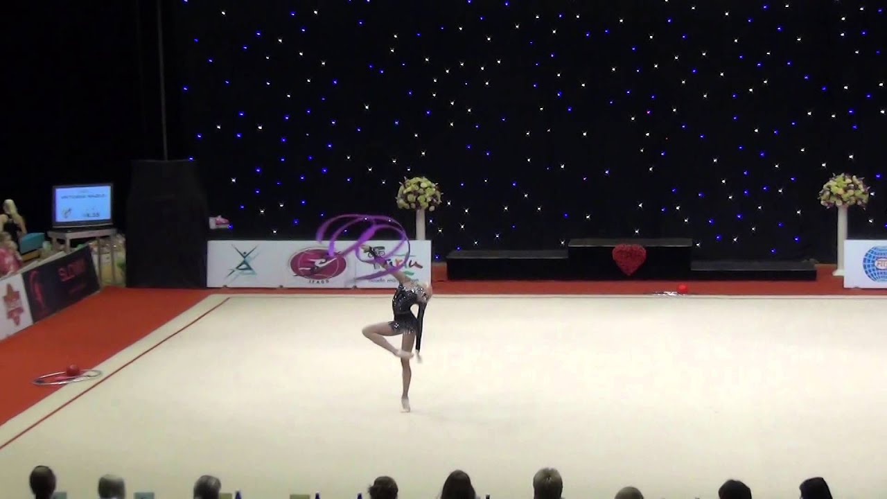 Anastasia Mulmina UKR ribbon Miss Valentine 2014