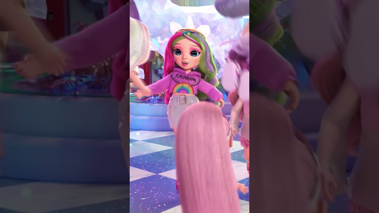 Hanging with our Besties! 🌈 | Rainbow High 