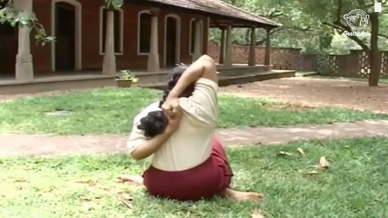 Beginners Yoga For Strength & Flexibility | 5 Simple Yoga Asanas To Improve Your Flexibility