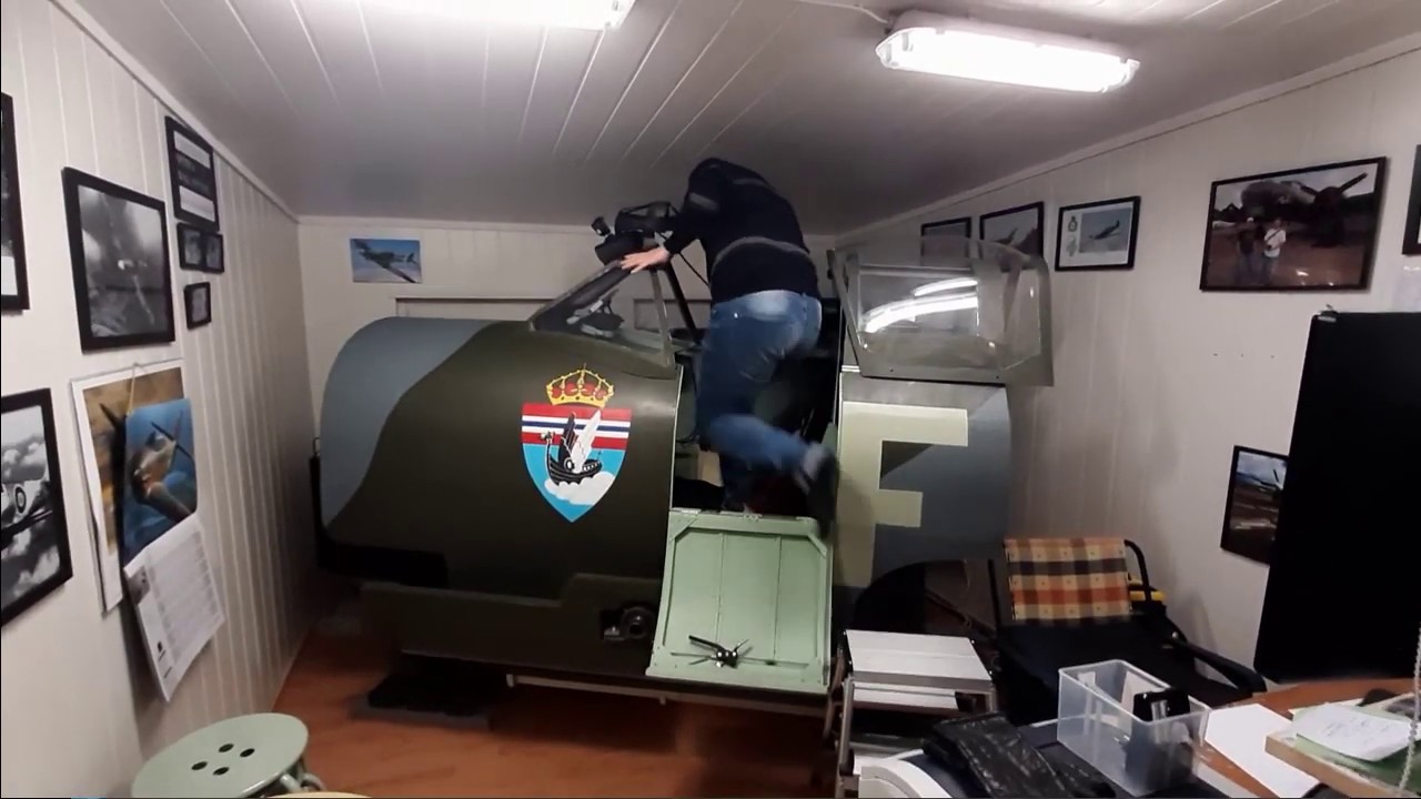 Spitfireaction. DCS Spitfire full size cockpit