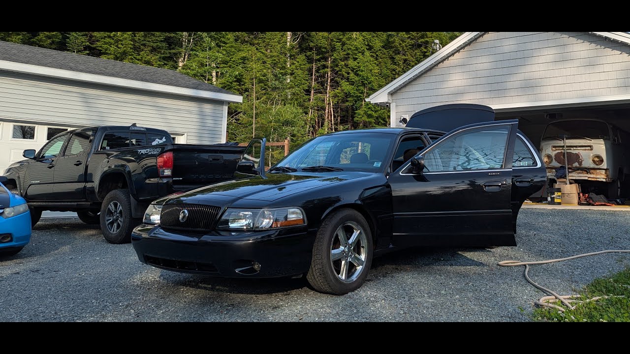 2003 Mercury Marauder. Addressing small issues.