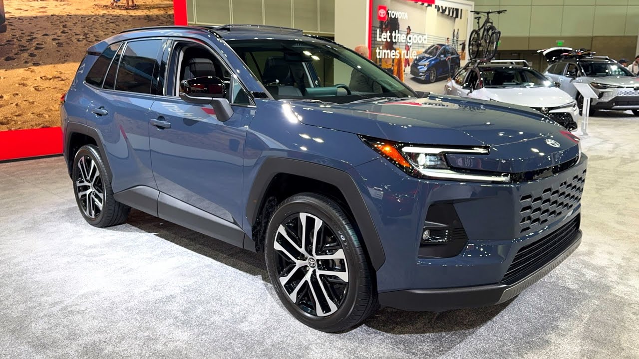 [4K] 2026 Toyota RAV 4 Hybrid Limited First Look - LA Auto Show 2025