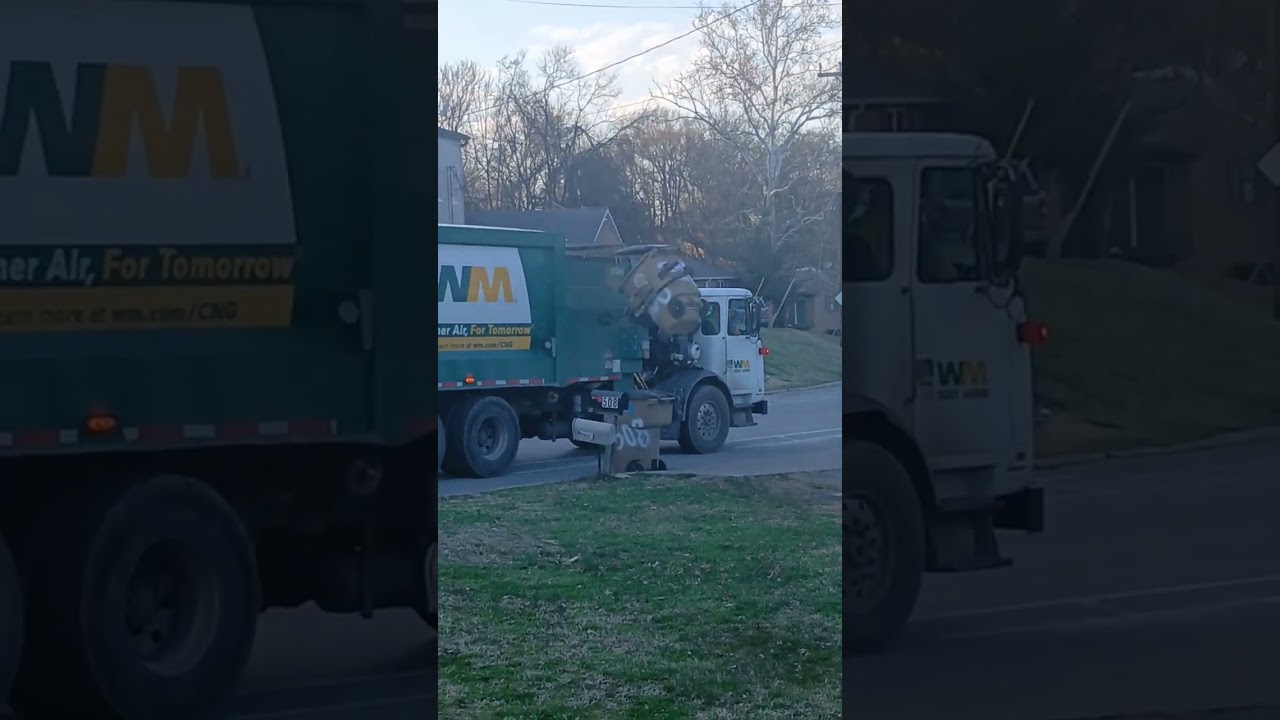 (Camión de basura recoge basura 👍🏻)