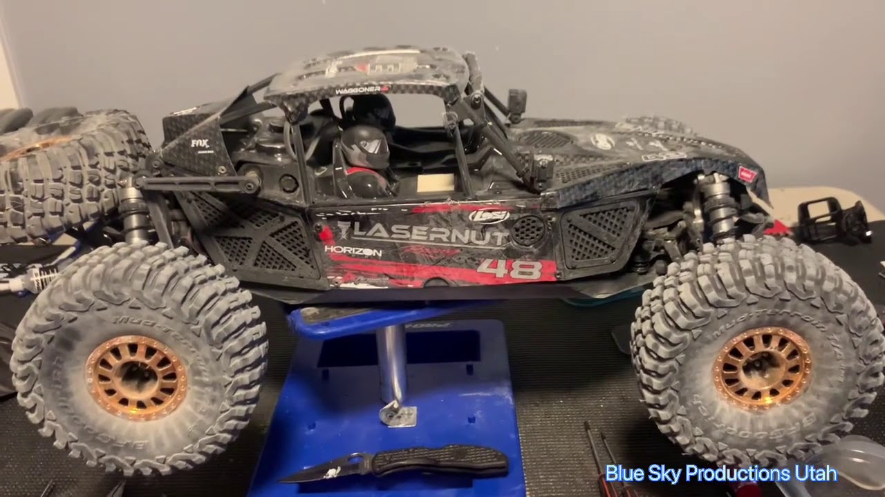 Losi Tenacity Lasernut gets ARMA shims in the center Diff. #HorizonHobby